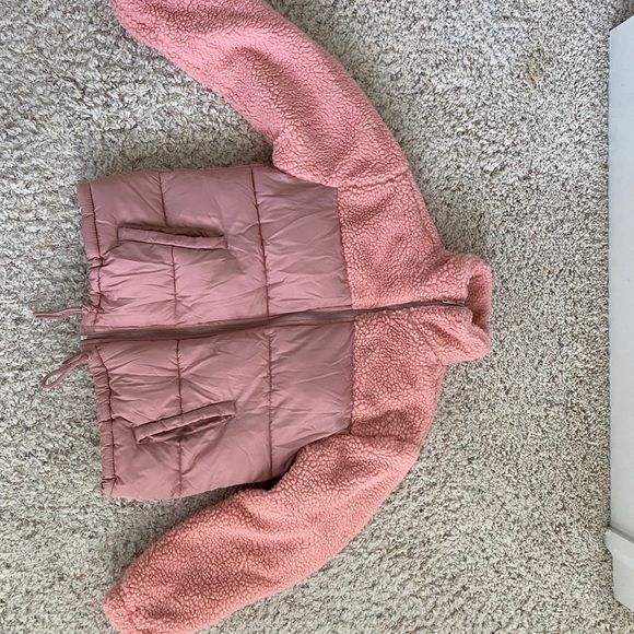 Pink puffy Jacket - Picture 3 of 3